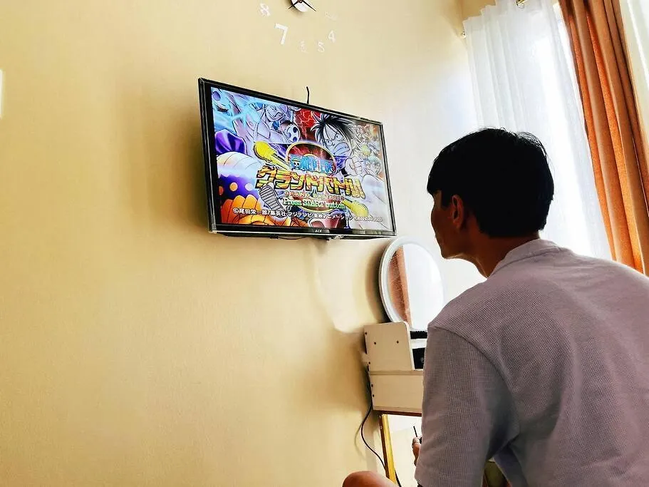2Br With Balcony Free Use Pool, Gym, Bball, Netflix Manila