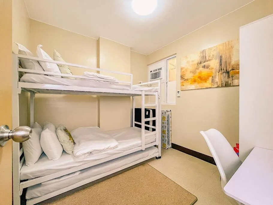 2Br With Balcony Free Use Pool, Gym, Bball, Netflix Manila Apartment